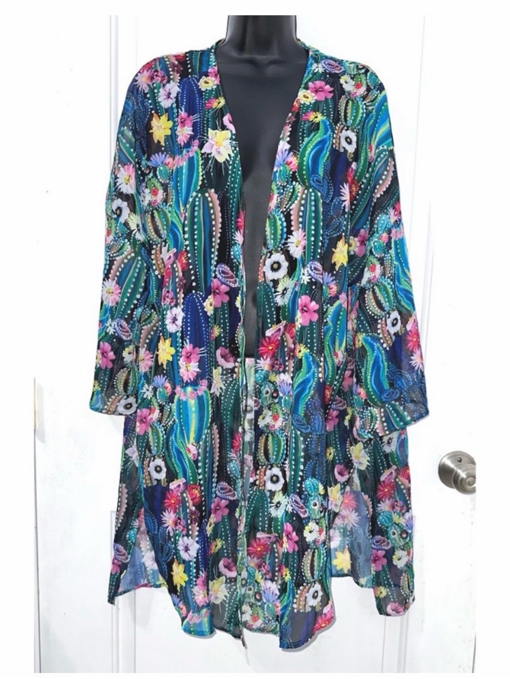Grace & Emma Floral Cactus Multicolor Sheer Duster